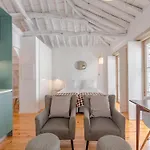 With Comfort & Convenience Апартаменты *