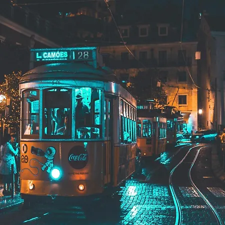 With Comfort & Convenience * Porto